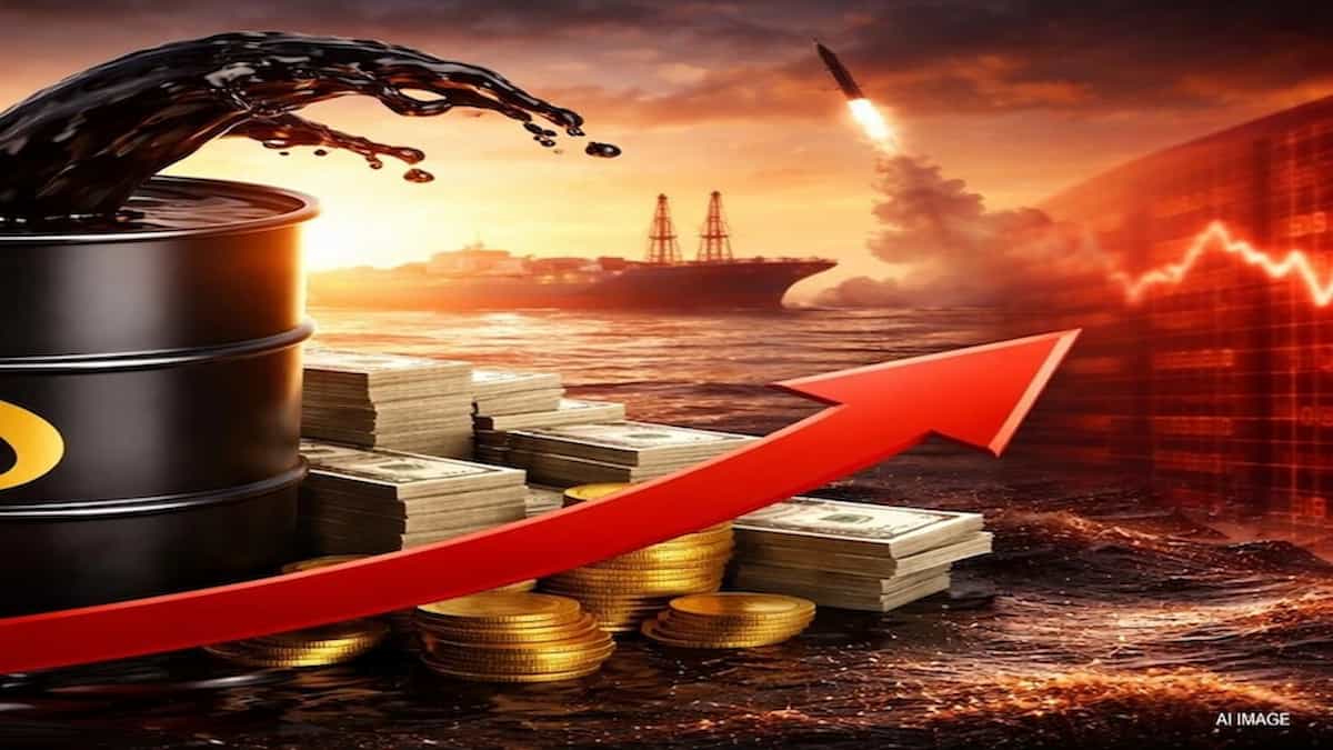 Crude Oil Price Hike: अमेरिका-ईरान तनाव से कच्चे तेल में भयंकर उबाल, 4% से ज्यादा उछला भाव; क्या आम आदमी पर बढ़ेगा पेट्रोल-डीजल का बोझ?