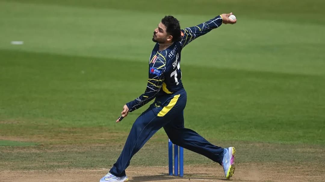 Ashutosh Sharma One Day Cup: इंग्लैंड में आशुतोष शर्मा का ऑलराउंड धमाका; बल्ले से फ्लॉप, लेकिन गेंद से ढाया कहर, झटके 4 विकेट