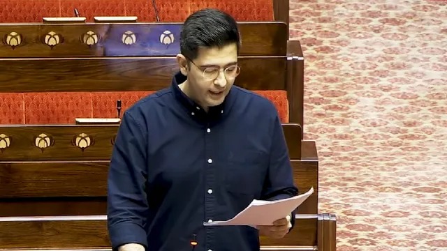 'पीएम मोदी ने परिवार के मुखिया की तरह सुनी छात्रों की आवाज', राघव चड्ढा ने एंटी-पेपर लीक बिल का किया जोरदार समर्थन, जानें नए कानून की खास बातें