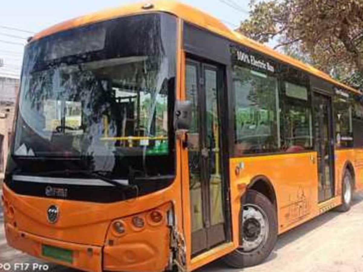 लखनऊ से बनारस, प्रयागराज और बहराइच के लिए दौड़ेंगी 20 नई इलेक्ट्रिक बसें: सिंगल चार्ज में तय करेंगी 350 किमी का सफर, ₹210 से शुरू होगा किराया