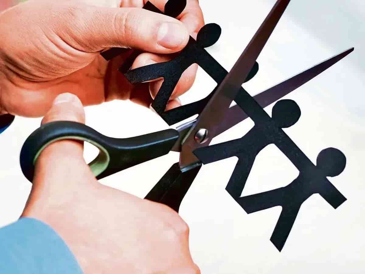 जोमैटो में फिर छंटनी का महा-झटका! कंपनी ने बंद किया हैदराबाद कस्टमर सपोर्ट सेंटर, 250 कर्मचारियों की गई नौकरी; गुरुग्राम हेडक्वार्टर शिफ्ट होंगे ऑपरेशंस