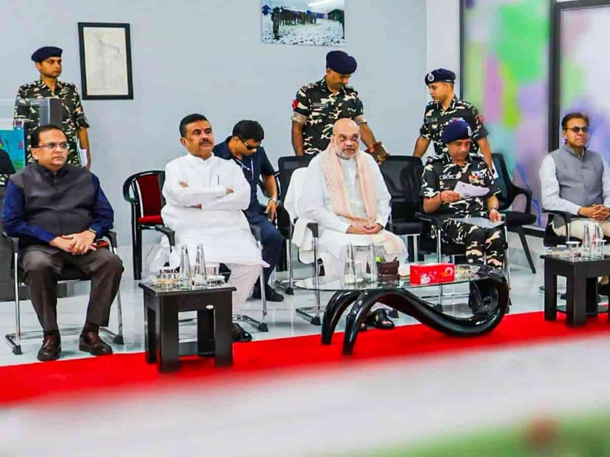 'अमित शाह की मौजूदगी में मुस्लिम IAS-IPS अफसरों की एंट्री बैन...': TMC सांसद महुआ मोइत्रा का सनसनीखेज दावा, सिलीगुड़ी सीपी और डीजी एसटीएफ का नाम लेकर IAS-IPS एसोसिएशन से पूछा तीखा सवाल