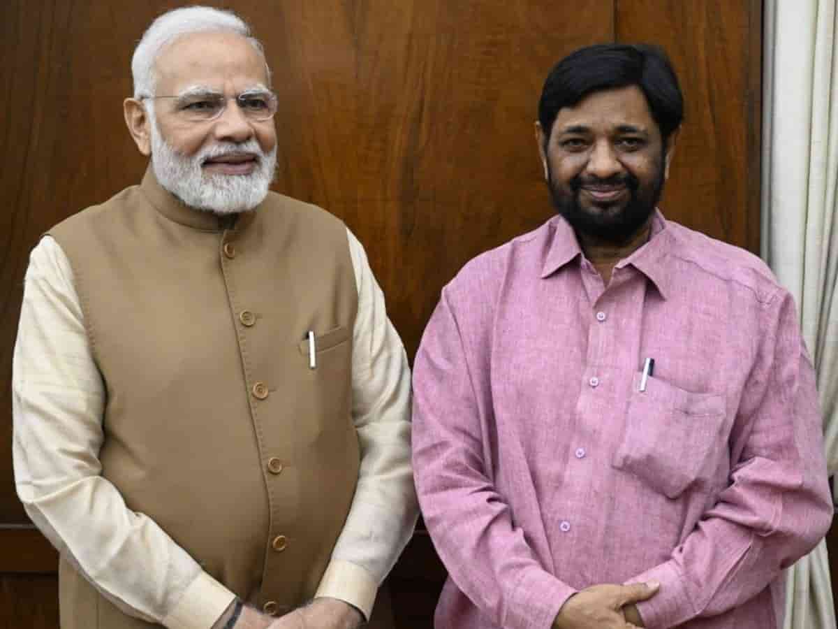 'विकास हमारा बेटा है, उसे ही लड़ाएंगे चुनाव': मोदी सरकार के पूर्व मंत्री कौशल किशोर ने बेटे के टिकट पर ठोका दावा, छलका BJP में उपेक्षा का दर्द