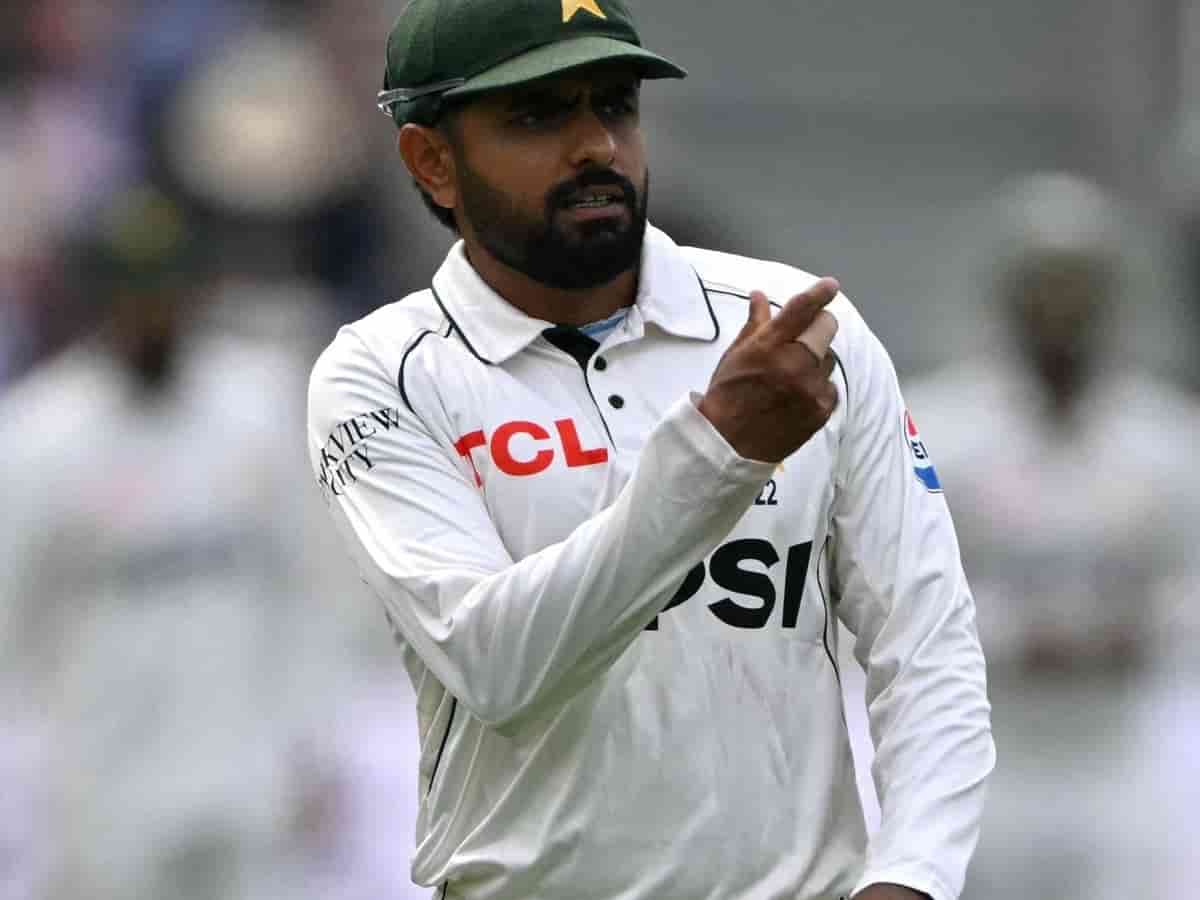 ENG vs PAK: पाकिस्तान क्रिकेट में हाहाकार के बीच कप्तान बाबर आजम हुए गंभीर रूप से बीमार, क्या बर्मिंघम टेस्ट से कटेगा पत्ता या फिर बदल जाएगी किस्मत?