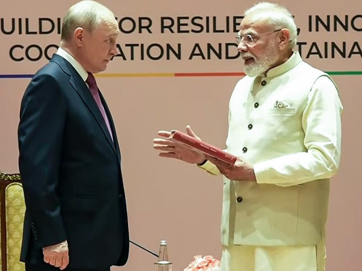 रूसी बाजार में भारतीय सामानों की सीधी पहुंच और 100 अरब डॉलर का व्यापार; पीएम मोदी और पुतिन की द्विपक्षीय बैठक में इन 6 बड़े मुद्दों पर बनी सहमति