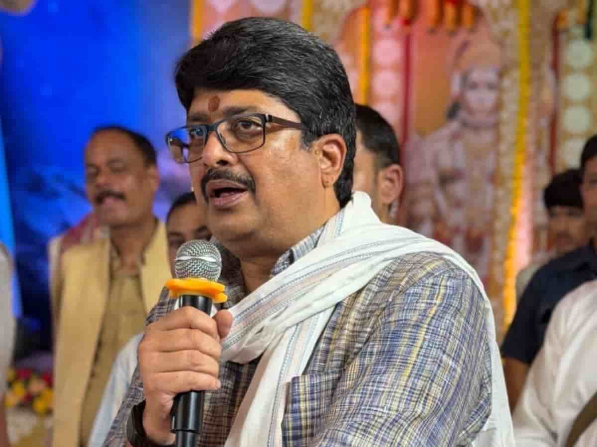 रायबरेली में राजा भैया का बड़ा बयान: 'Gen-Z आंदोलन में आतंकियों की जय-जयकार हुई
