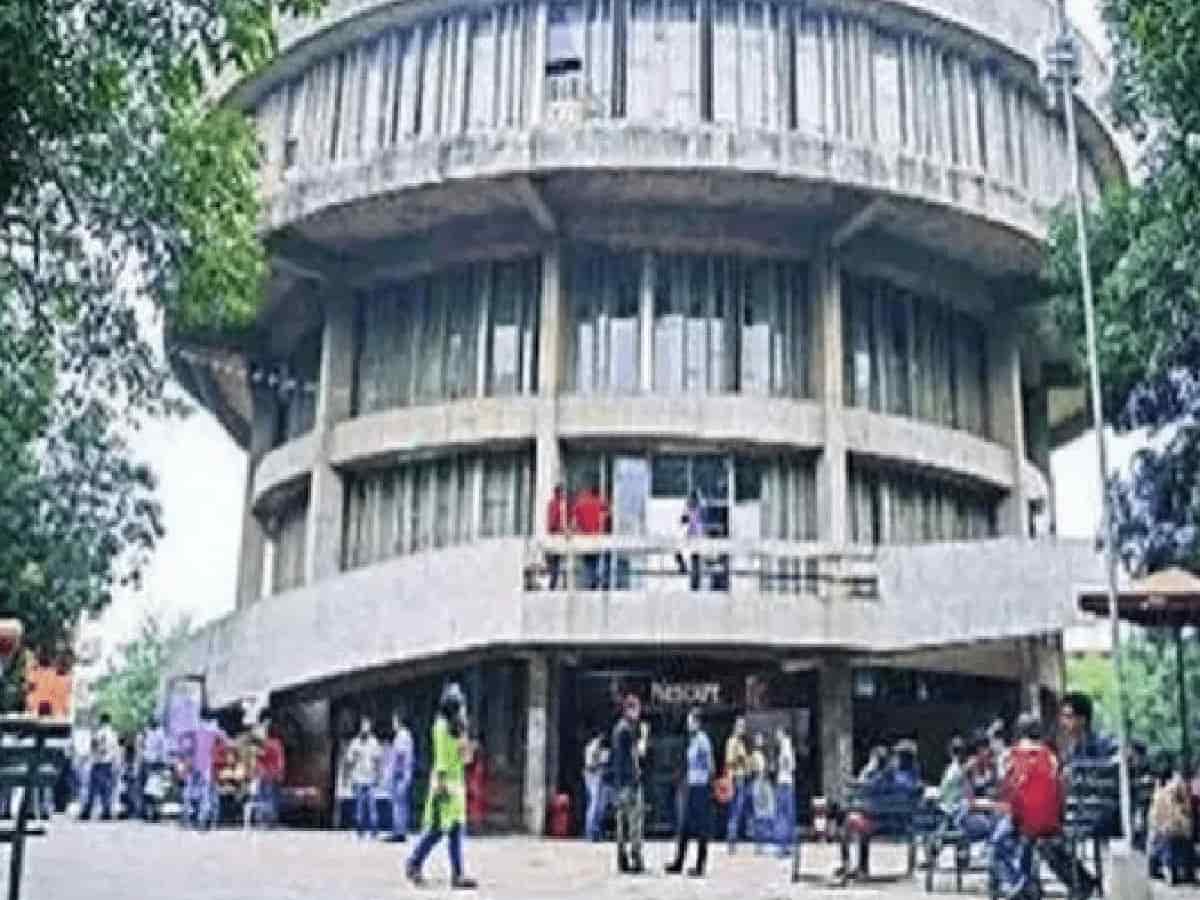 7 राज्य, 271 बूथ और 6.25 लाख मतदाता: पंजाब यूनिवर्सिटी सीनेट की 15 सीटों के लिए मतदान शुरू, 51 दिग्गज मैदान में