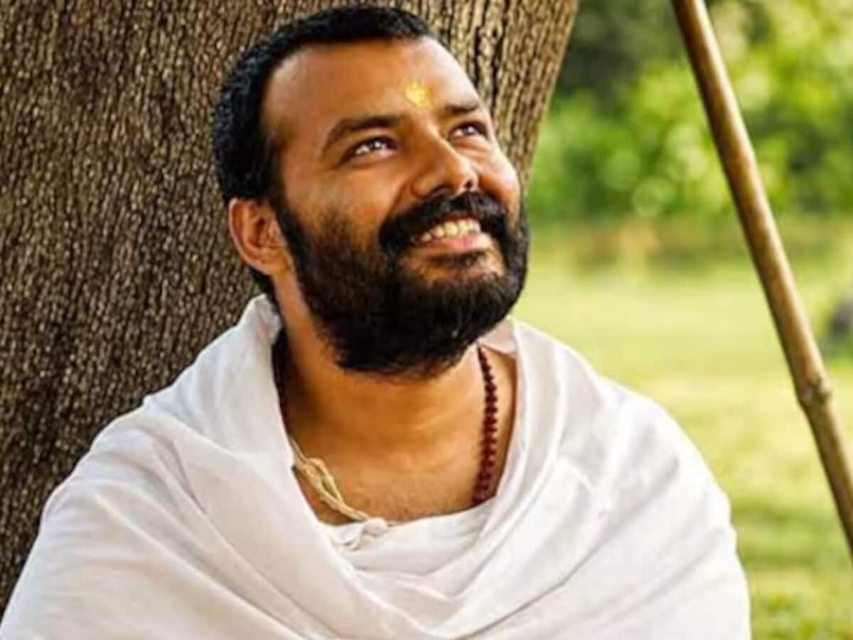 'हनुमान अंश' बनने से पहले हुआ था ये रोंगटे खड़े कर देने वाला चमत्कार: नीम करोली बाबा की बेटी गिरिजा अम्मा ने 15 बार देखी फिल्म