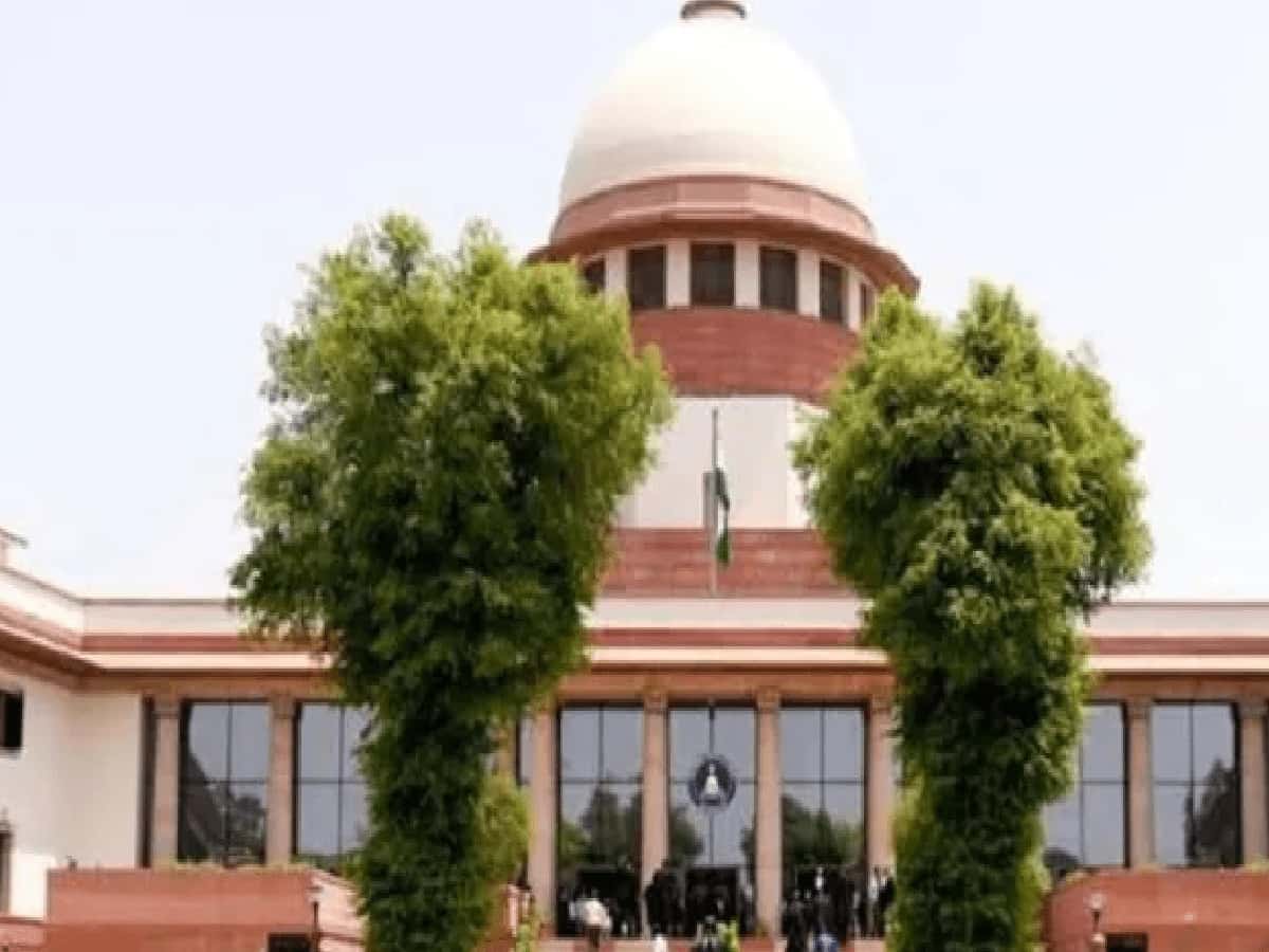 स्कूलों में रैगिंग पर अलग केंद्रीय कानून बनाने से सुप्रीम कोर्ट का इनकार CJI बेंच ने खारिज की PIL