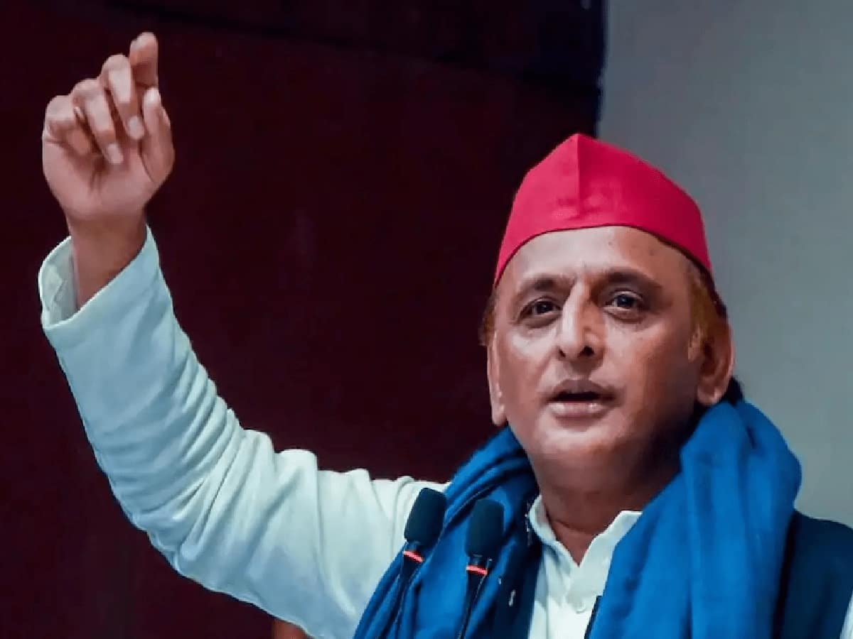 UP वोटर लिस्ट में भारी गड़बड़ी का आरोप: अखिलेश यादव बोले- 'PDA प्रहरी फर्जी वोटरों को रोकें'
