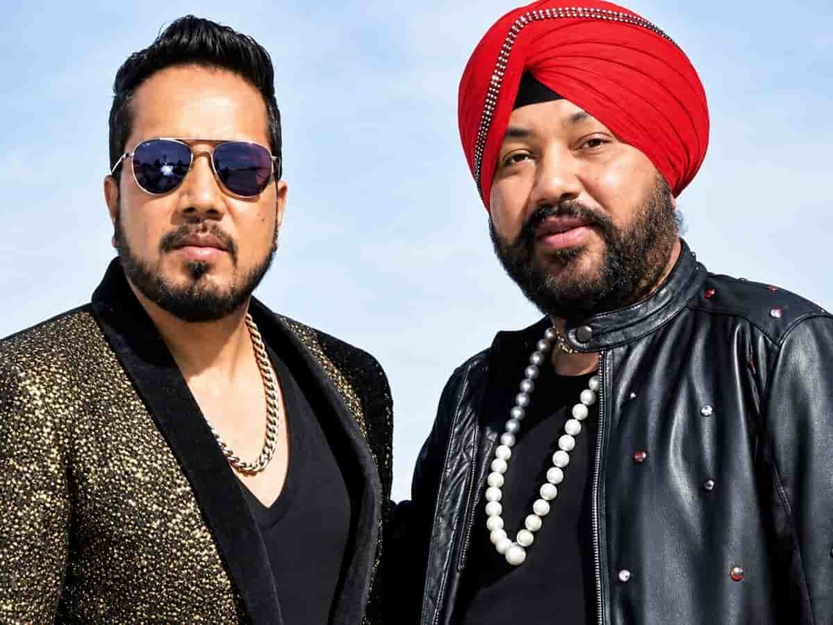 'उनका माफी मांगना अभी बाकी है', दलेर मेहंदी के कबूतरबाजी केस पर छलका मीका सिंह का दर्द