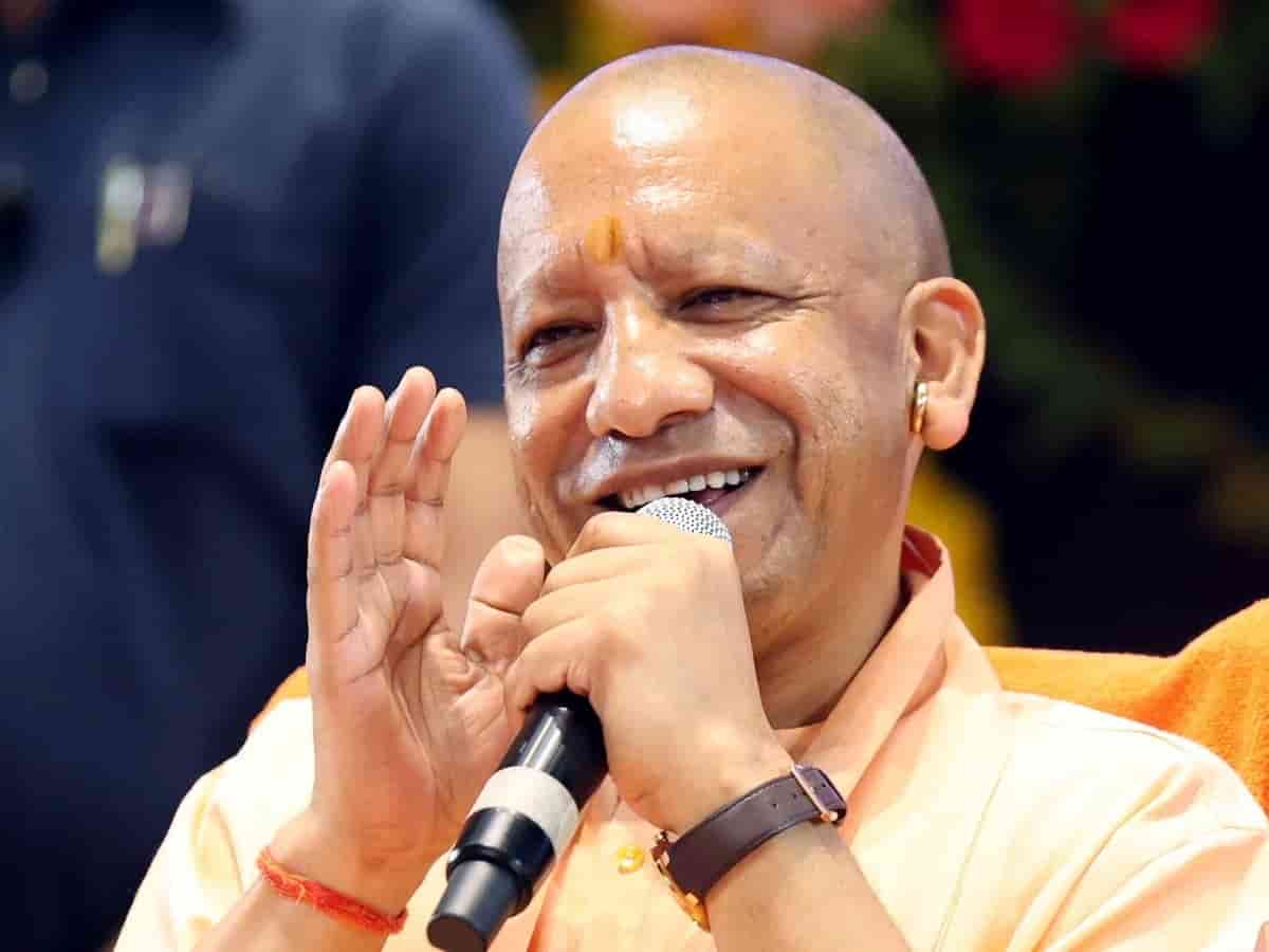 यूपी में श्रमिकों को दिवाली का बड़ा तोहफा: योगी सरकार ने बढ़ाई न्यूनतम मजदूरी और महंगाई भत्ता