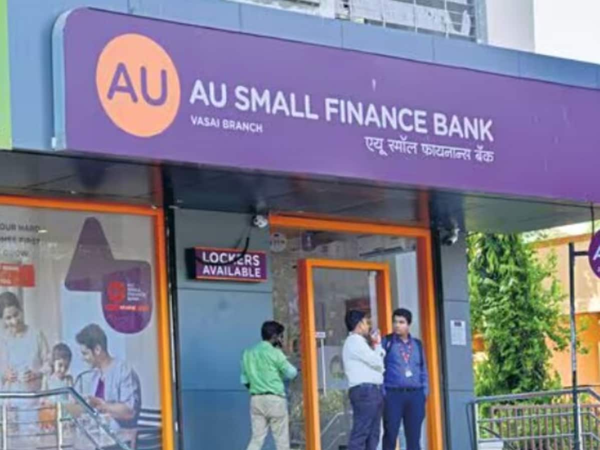 AU स्मॉल फाइनेंस बैंक में डेटा लीक की आशंका, हैकर्स ने दी डेडलाइन; शेयर बाजार में मचा हड़कंप