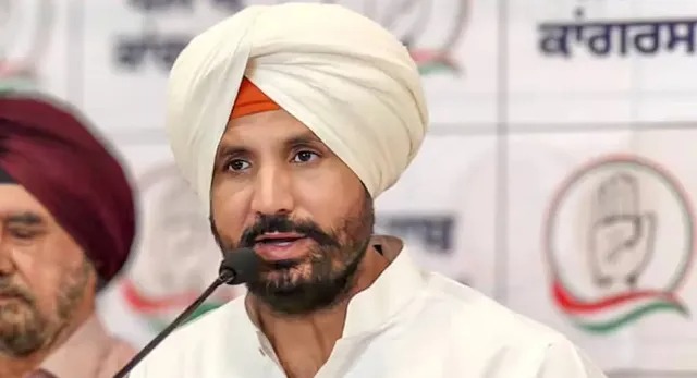 'बगावत और भगदड़ के डर से AAP ने जल्दबाजी में उतारे 40 उम्मीदवार': पंजाब चुनाव की पहली सूची पर राजा वड़िंग का सीधा हमला